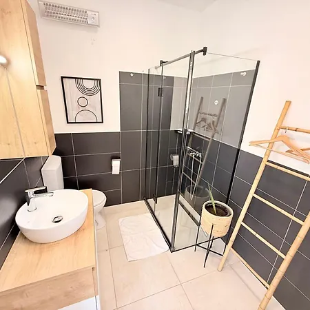 Luna Serene - Gym Rooms Zadar Exterior photo